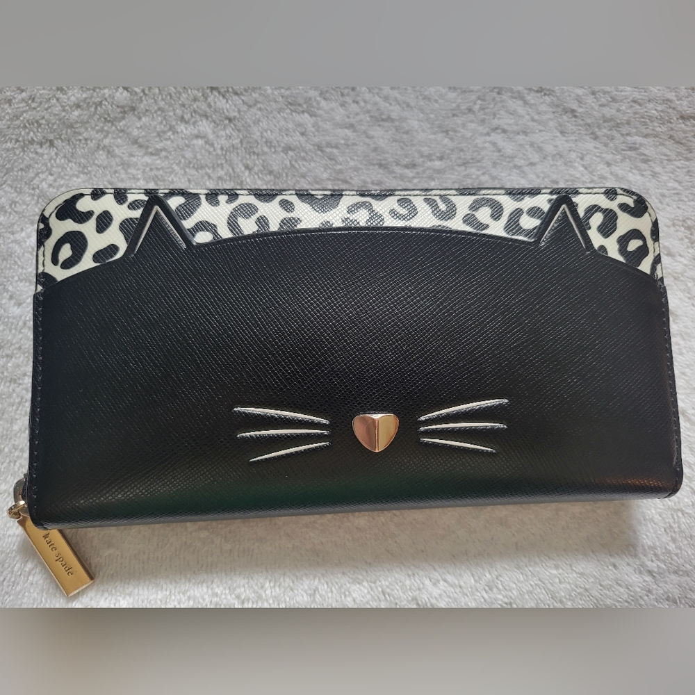 Kate Spade Meow zip around wallet excellent condition